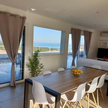 Nyaraló Villa Vue Mer Avec Piscine 12 Personnes Max *