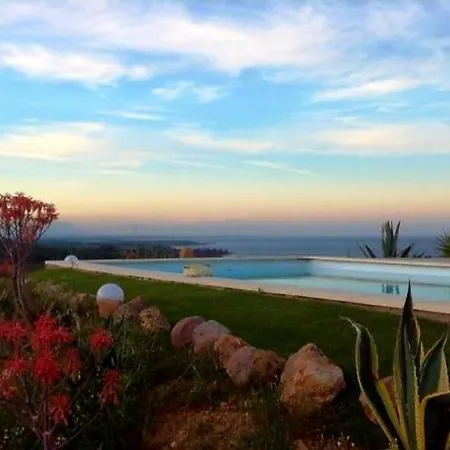Villa Vue Mer Avec Piscine 12 Personnes Max Nyaraló Sari Solenzara